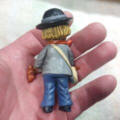 杖を持った子供の置物　レトロ　アンティーク　ビンテージの画像