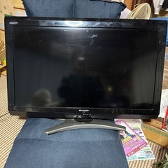 2011年式　
SHARP 32インチ