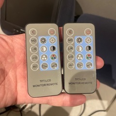 車のパーツ ヘッドモニターの画像