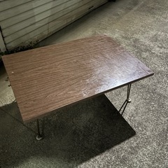 折り畳みテーブル