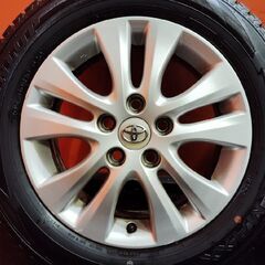 【DUNLOP WM02 205/60R16】スタッドレス【トヨタ ヴォクシー 純正ホイール 16インチ 6J5HPCD114.3+50】23年製 バリ溝　(VTH144)の画像
