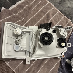ハイエース8型ヘッドライト　ハロゲンの画像