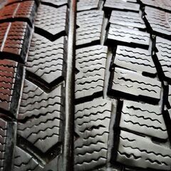 DUNLOP WINTER MAXX WM02 185/65R15 15インチ スタッドレス 4本 22年製 バリ溝 ノート シエンタ フリード デミオ等　(KTH234)の画像