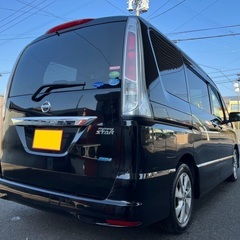 フォロワー割実施中‼️‼️ 8人乗り☆フル装備☆月々1.1万円〜分割払い可❗️車検2年付き！大人気☆日産 セレナ ハイウェイスター☆8人乗り☆SDナビ☆走行中DVD見れます☆ETC☆便利なバックカメラ☆ドラレコ付きのフル装備☆両側電動スライドドア☆クルーズコントロール搭載☆ウィンカーミラー☆フル装備☆純正アルミ☆事故修復歴無し☆車内広々三列シート‼️の画像