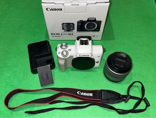 デジタル一眼 EOS Kiss M2 (EF-M15-45 IS STM Kit)