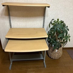 パソコン　デスク　