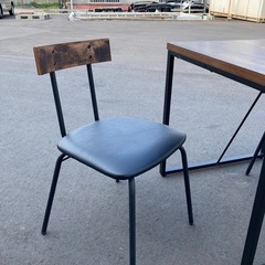 【kj121】人気 ニトリ 70cm幅 ダイニング3点セット ステインシリーズ チェア2脚 テーブル インダストリアル カフェ スチールアイアンフレーム 脚　検)一人暮らし　ファミリー　冷蔵庫　洗濯機　オフィス　事務　テーブル　ラック　収納　家具　ソファ ダイニング 食器棚 キッチンの画像