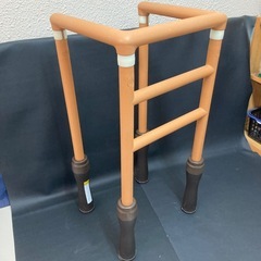 介助 用具 手すり 立ち上がり補助