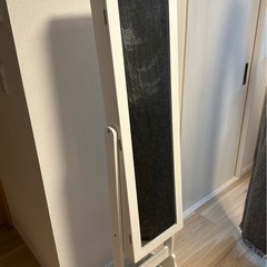 アクセサリー収納付きスタンドミラー