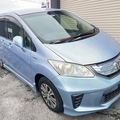 ホンダ　フリード　ハイブリット車の画像