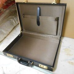中古　アタッシュケース　の画像