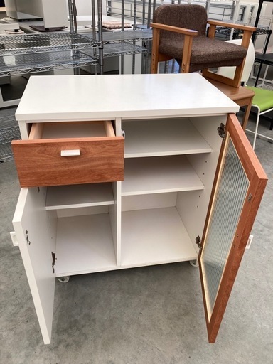 【kj123】美品 キッチンカウンター キッチンボード レンジ台 レンジボード 食器棚 キャスター付 北欧デザイン ナチュラルスタイル