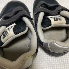 ニューバランス　ブラック靴キッズ　13cmの画像
