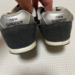 ニューバランス　ブラック靴キッズ　13cmの画像