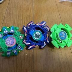 【ジモティ割】ベイブレード 3個セット(ID: 858）