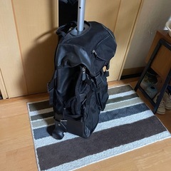 SUNCOのリュックにもなるスーツケースの画像