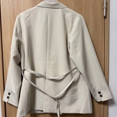 アズール　ジャケットの画像
