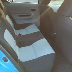 新価格　人気！ザ・エコカー アクア。　ガソリン高いから重宝しますねー  社外故障保証を1年付けます！の画像
