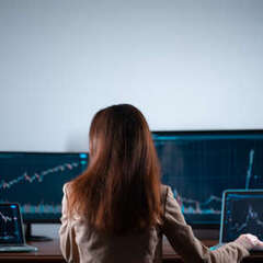 【Eduvest】教育×金融×AI の融合　女性トレーダー…