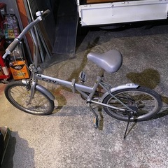 折りたたみ自転車の画像