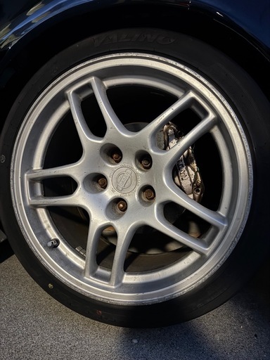 R33 純正ホイール4本新品タイヤ付き (ドリ車もってる) 奥武山 R33 純正ホイール4本新品タイヤ付き (ドリ車もってる) 奥武山