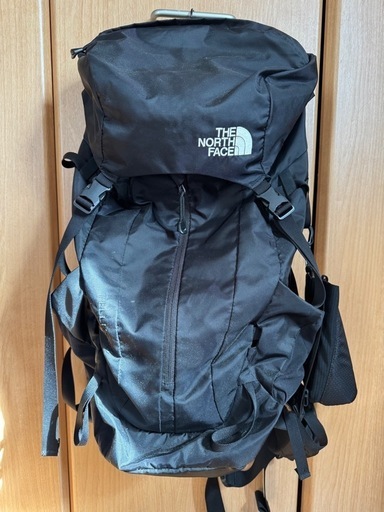 【超美品】登山ﾘｭｯｸ ﾉｰｽﾌｪｲｽ ﾃﾙｽ33