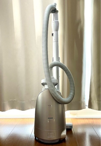 【取りに来られる方】HITACHI 掃除機 CV-KP900J