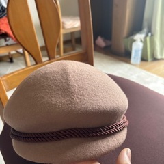 上品優雅な
ベレー帽