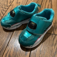 はやぶさ　スニーカー　18cmの画像