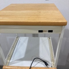 キャスター付きワゴンの画像