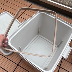 ゴミ箱21リットル　スタッキング可 ニトリ　天馬の画像