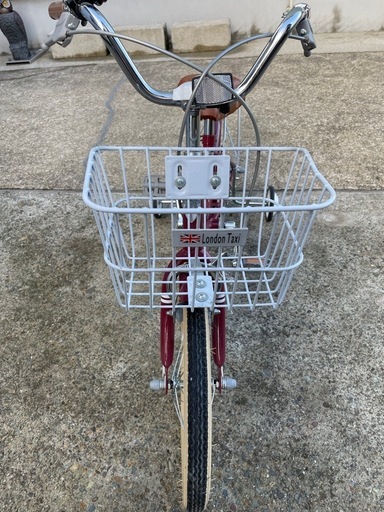 美品　
子供用自転車 16インチ ロンドンタクシー クラシック 男の子 女の子 補助輪 バスケット 標準装備 レッド 4歳 5歳 6歳 7歳