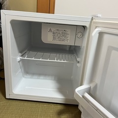 45リットル冷蔵庫の画像