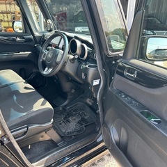 ブラックでも分割OK  即納車OK  ホンダ　NBOXカスタム　平成25年式　車検8年1月　走行138千キロ　スマートキー　プッシュスタート　ナビ　テレビ　DVD  ETC  左側電動スライドドア　オートエアコン　の画像