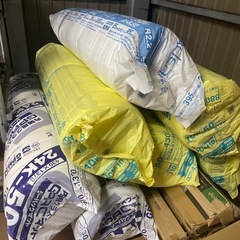 断熱材【どれでも1本¥4400】