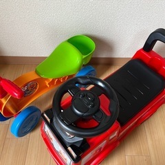 おもちゃ　乗り物　消防車　アンパンマンの画像