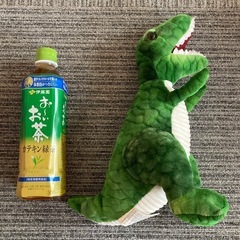 恐竜　ティラノサウルス　ぬいぐるみ　人気の画像