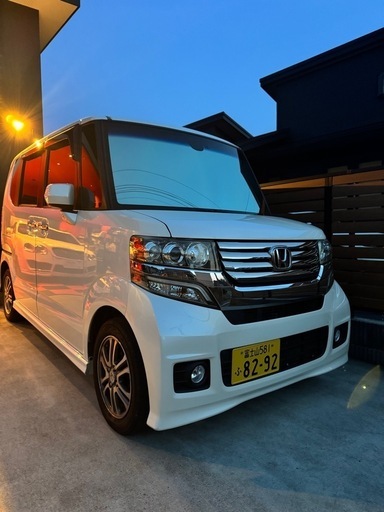 車のパーツ NBOXcustom