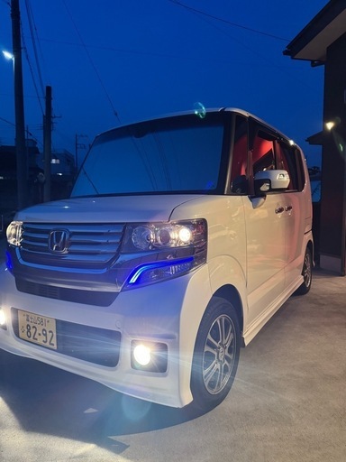 車のパーツ NBOXcustom