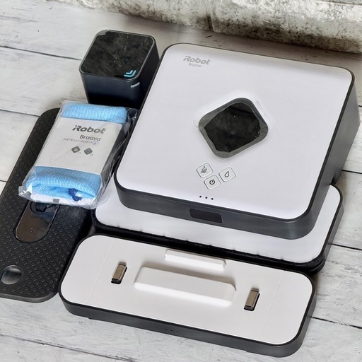アイロボット「ブラーバ390」床拭きロボット