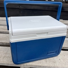コールマン 廃盤品　クーラーボックス 小型 ドリンク などに！　...