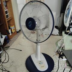 扇風機　差し上げます