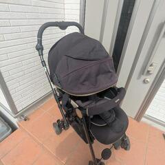 アップリカ ベビーカーの画像