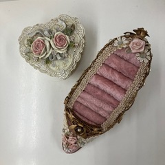 靴型指輪ケース　ハート型小物入れ　ロココ　2点セット　　の画像