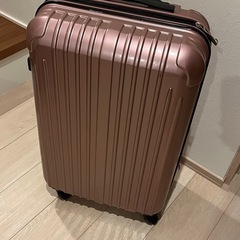 キャリーケースの画像