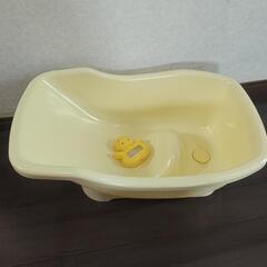 ベビーバスと温度計