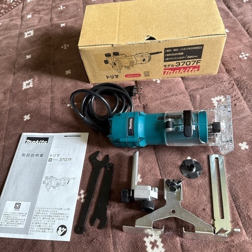 近日終了します【最終値下げ！‼️】
マキタ トリマ