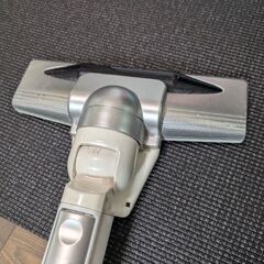 アイリスオーヤマ　ハンディ掃除機の画像