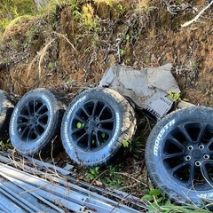 値下げ❗️Jeep グランドチェロキー 18インチ タイヤホイールセットの画像