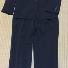 レディース　黒　スーツ　入学式　礼服　パンツ（難あり）はオマケです。サイズ：9号の画像